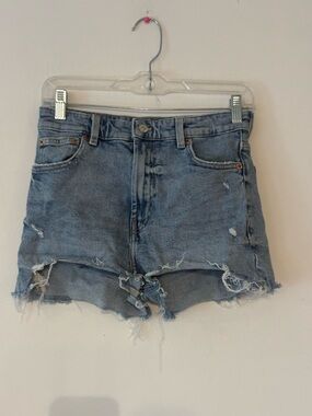 Zara Light Wash Frayed Hem Denim Shorts